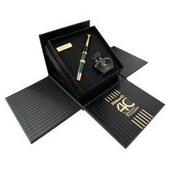 Pelikan Souveran M800 Limited Edition Fountain Pen, 40 Years Of Souveran -Pineider shop 5b1d4cc5 e65f 59d4 9b3a 31073b9ccfaa