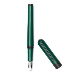 Pineider Metropolis Fountain Pen, Green