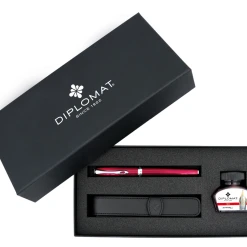 Diplomat Excellence A2 Fountain Pen Gift Set, Skyline Red