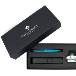Diplomat Aero Fountain Pen Gift Set, Turquoise