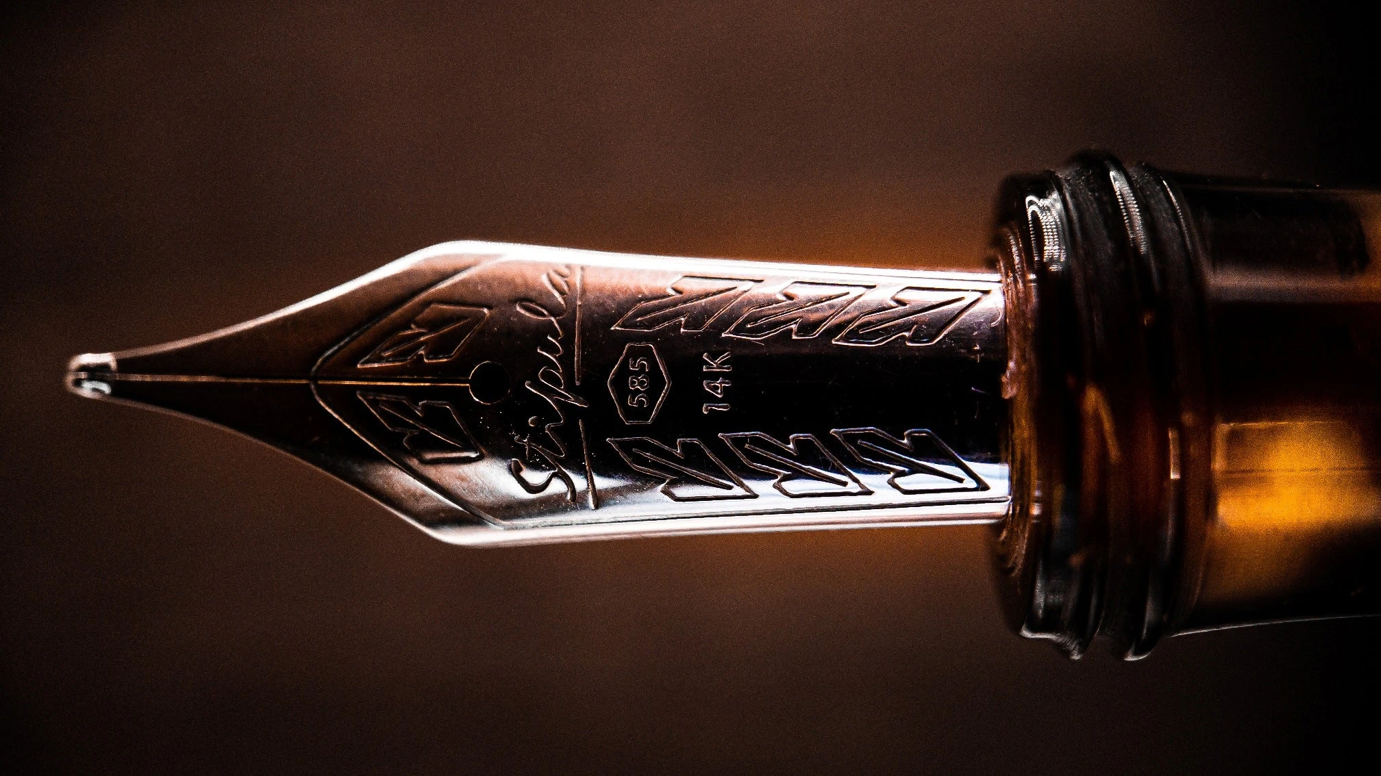 Stipula Limited Edition Facetted Fountain Pen, Wild Honey, 14K Gold Nib 5 Stipula Limited Edition Facetted Fountain Pen, Wild Honey, 14K Gold Nib - Image 3